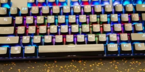 Low profile mechanical keyboard feature image